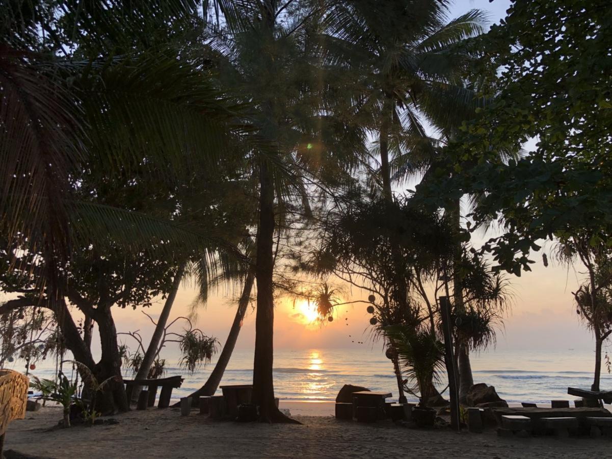 Baanchaylay Resort Khanom Luaran gambar