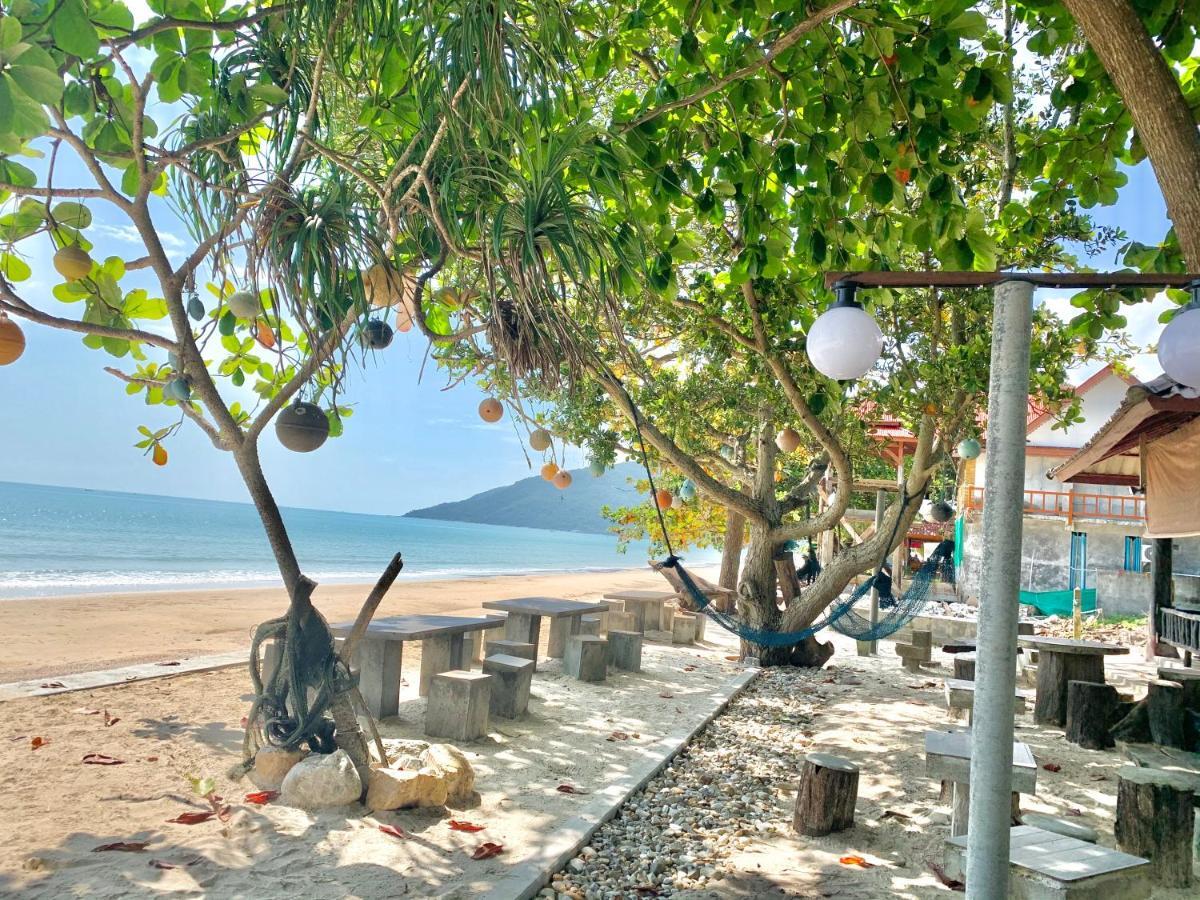 Baanchaylay Resort Khanom Luaran gambar